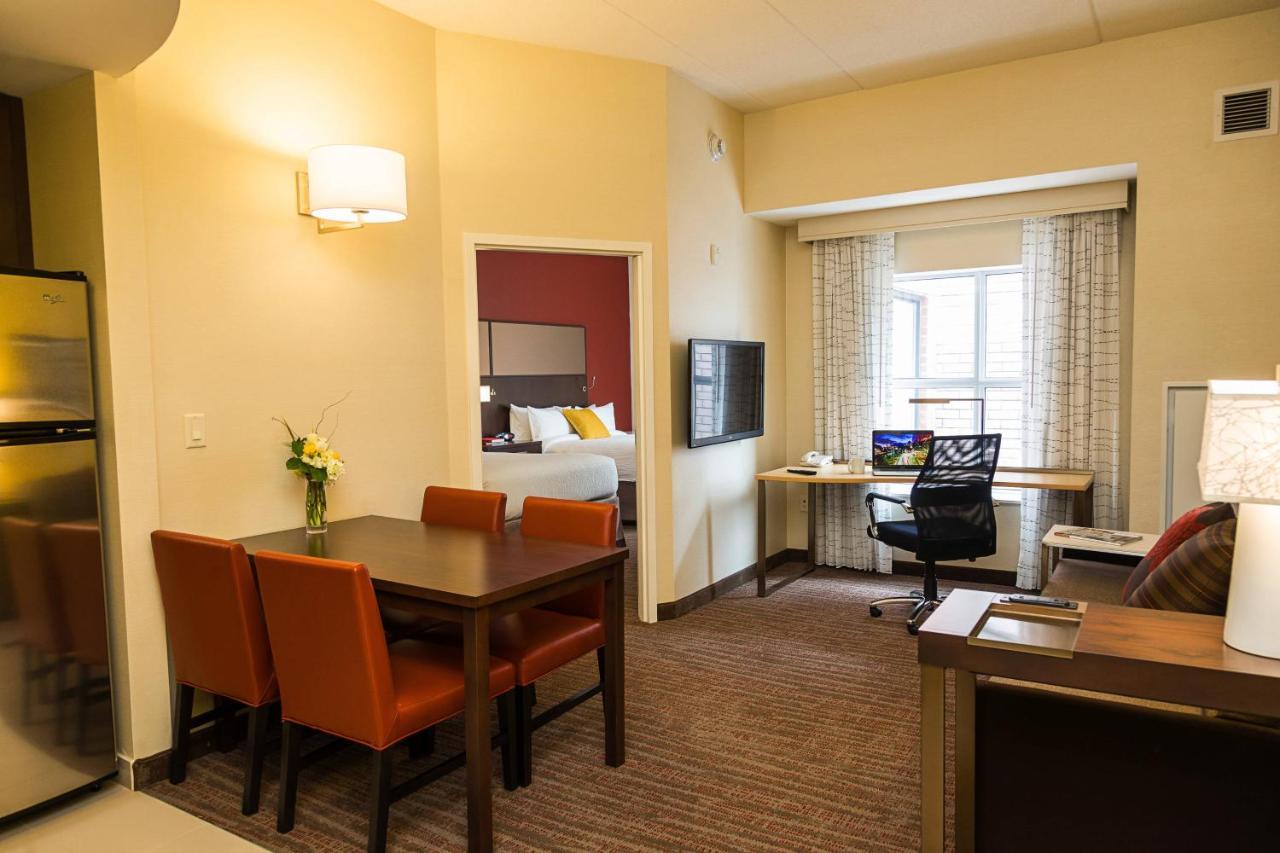 Residence Inn By Marriott Ottawa Airport Bagian luar foto