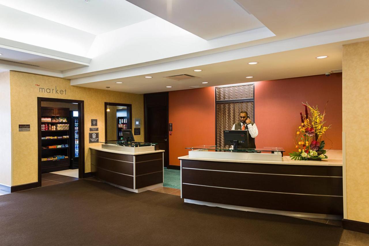 Residence Inn By Marriott Ottawa Airport Bagian luar foto